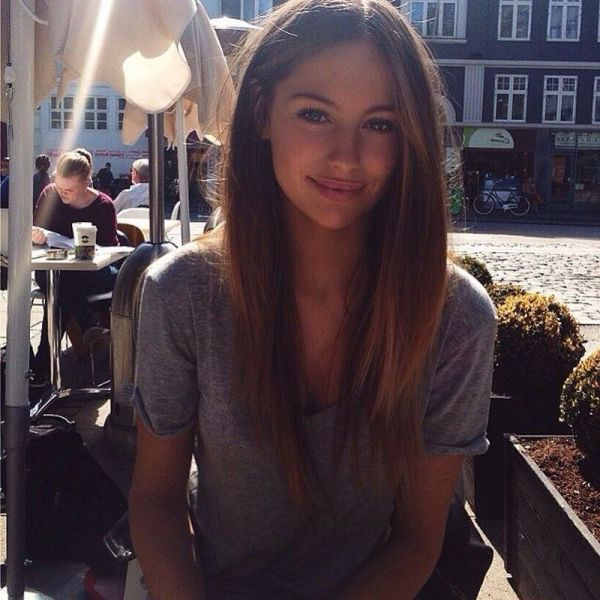 A Few Gorgeous Girls Will Make Your Day So Much Better (44 