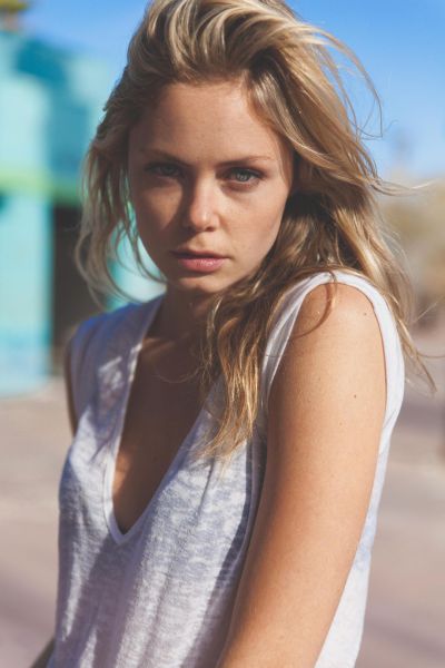 A Few Gorgeous Girls Will Make Your Day So Much Better