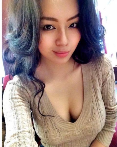 Mongolian Beauties Have That Exotic Cute Factor