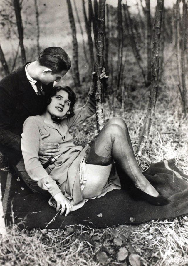 These Racy French Postcards Are the Pornography of the Past