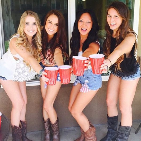 This Is the Main Reason Why You Should Go to College