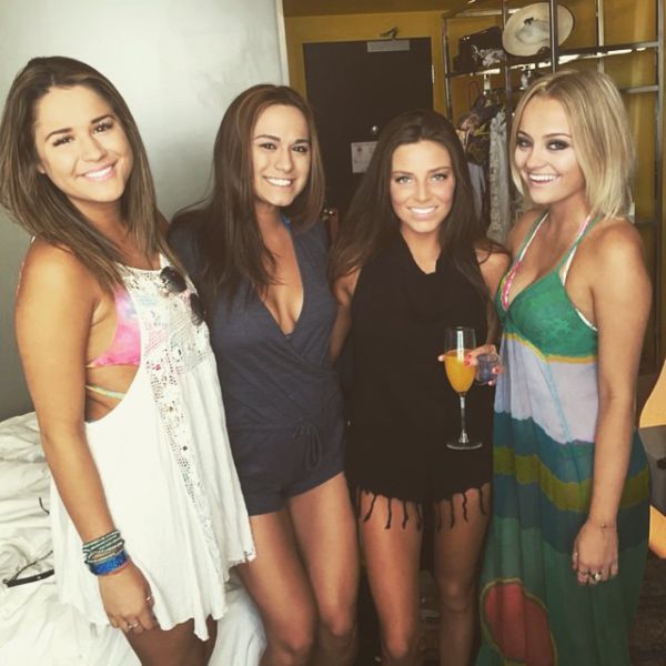 This Is the Main Reason Why You Should Go to College