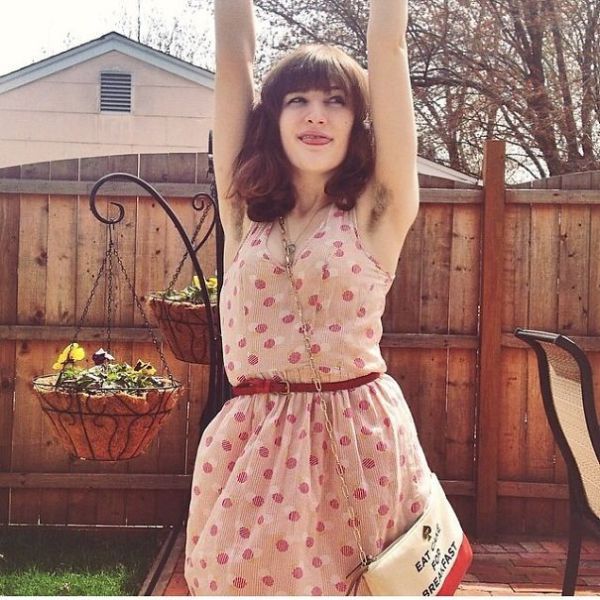 Hairy Female Armpits are the Latest Instagram Sensation (27 pics