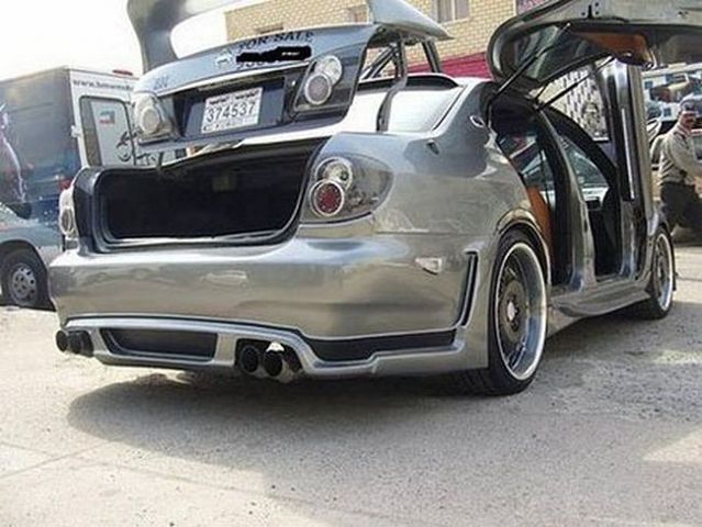 Cool car from Kuwait (8 pics)