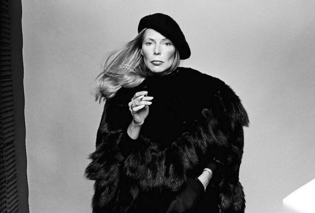 The Pinnacle Of Photography – Monochrome Celebrity Snaps By Norman Seeff