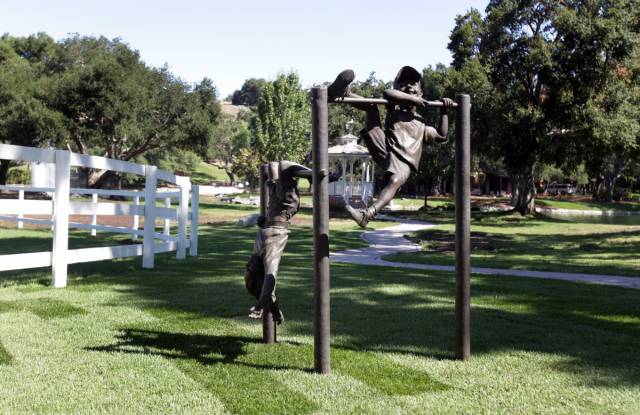 Michael Jackson’s Ranch Is Available For Purchase Once Again, With A Third Of The Price Removed!