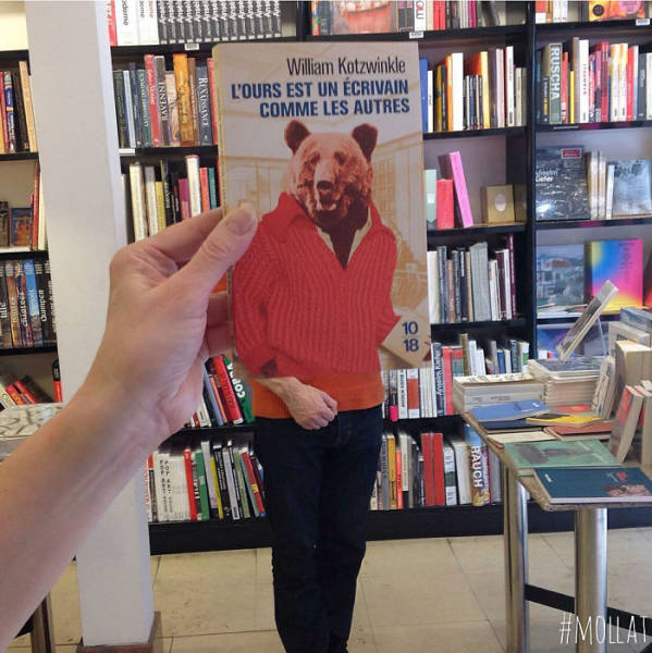 Turns Out Bookstore Workers Have Their Own Very Original Kind Of Humor