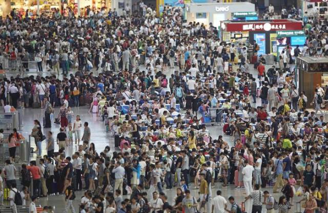 Here’s What China’s Almost 1,4 Billion People Look Like In Reality!