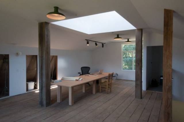 Old Barn? No, It’s A Fully-Functioning Office!