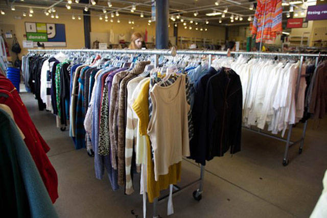 So, Apparently, You Can Make Yourself A Fortune By Digging Through A Thrift Shop