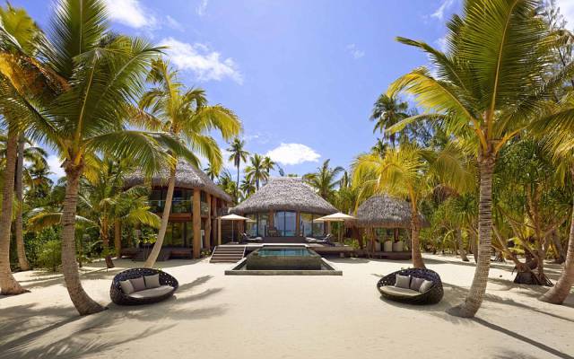 Take A Look At Marlon Brando’s Private Paradise That Even YOU Can Visit