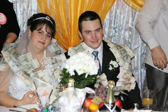 A Collection Of Wedding Photos Worth Being Destroyed After Seeing