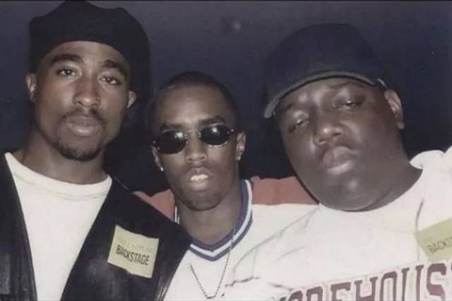 Are Tupac And Notorious B.I.G. Not Dead After All?