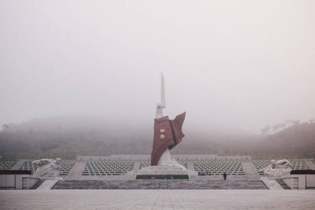 This Is What North Korea Shows To Foreign Photographers