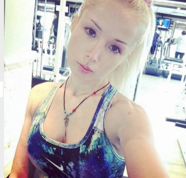 Ukrainian “Barbie Girl” Has Revealed Her No-Makeup Photos