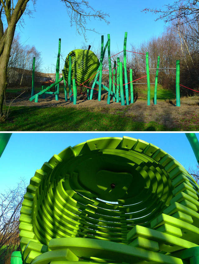 MONSTRUM – Playgrounds That Come Right From Children’s Dreams