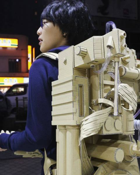 This Japanese Artist Gives Cardboard Boxes A New Life In The Form Of Art