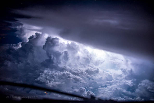 This Pilot Shows The World How Truly Amazing The Skies Are