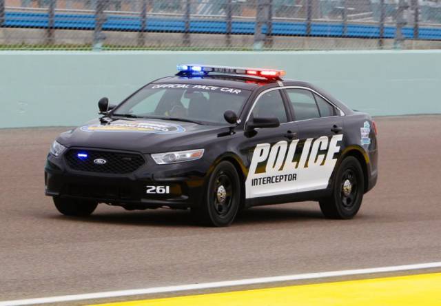 Some Of America’s Police Cars Are Pretty Damn Fast!
