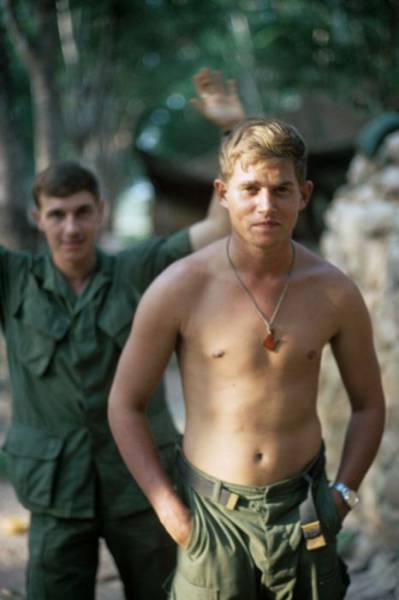 Recently Released Exclusive Photos Right From The Hell Of Vietnam War