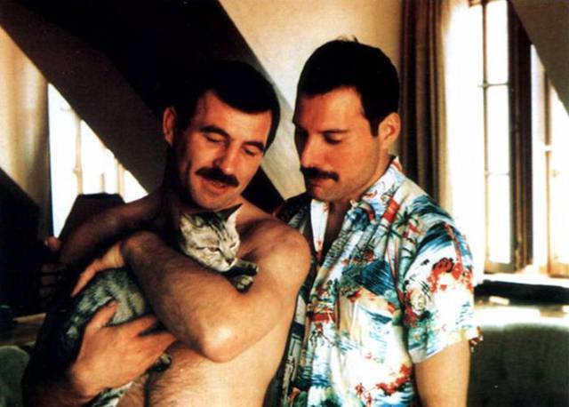 These Are The Exclusive Photos Of Freddie Mercury’s Private Life With His Boyfriend