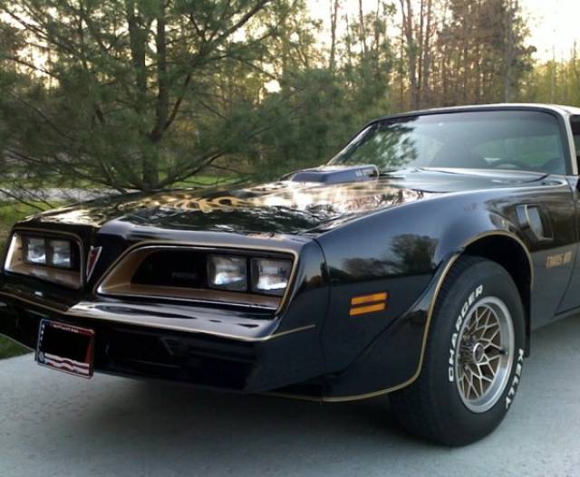 A Hot Ride Of “Smokey and the Bandit” Facts