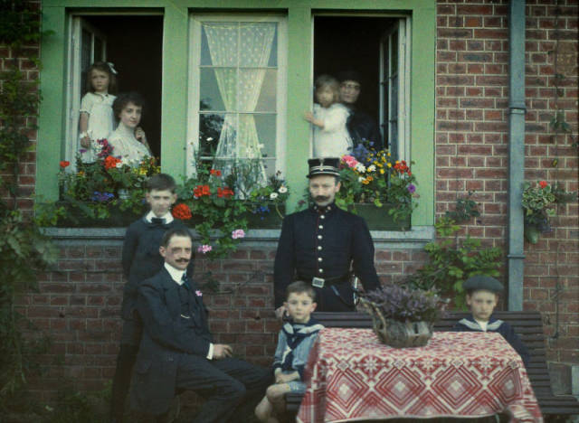 These World’s First Colored Photos Date Back To More Than 100 Years Ago!