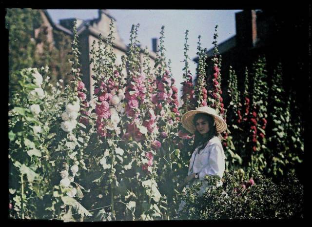 These World’s First Colored Photos Date Back To More Than 100 Years Ago!