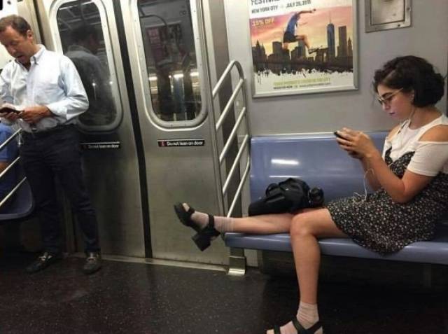 These Women Just Make You Wish You Never Take Public Transport Again