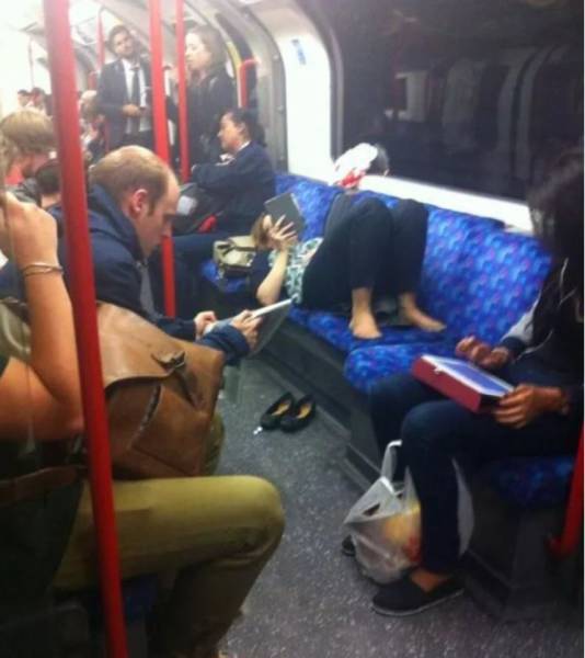 These Women Just Make You Wish You Never Take Public Transport Again