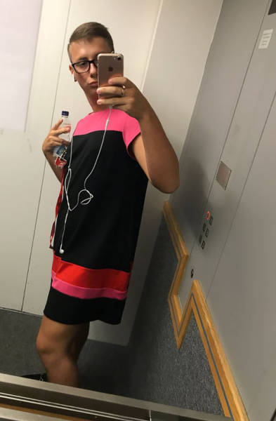 This Guy Found The Trickiest And The Cutest Way To Go Around Dress Code At His Work