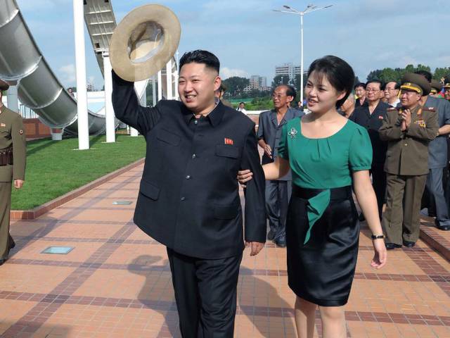 Here’s How The World’s Most Controversial Dictator Kim Jong Un Lives Like