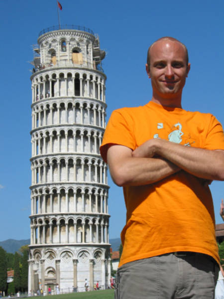 Leaning Tower Of Pisa Is Just An Endless Source Of Hilarious Photos