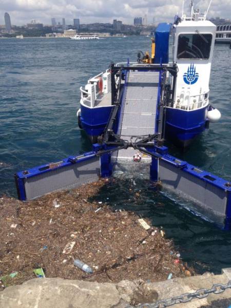 This Is How Bosphorus Has To Be Cleaned!