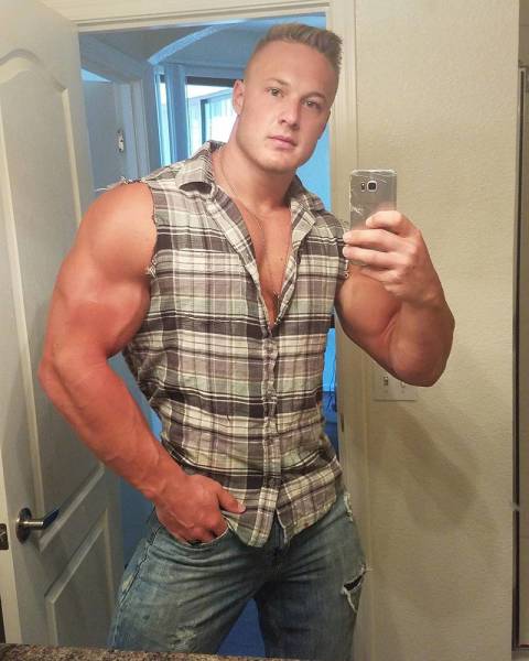 He Turned From A Skinny Teen Into A Heap Of Muscles Thanks