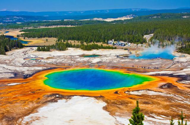 These Natural Wonders Are Simply MUST SEE!