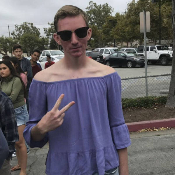 Boys Of This Californian School Stood Up In A Hilarious But Effective Protest Against “Sexist” Dress Code For Girls