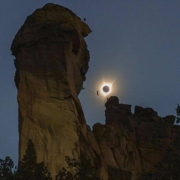 If You Missed The Solar Eclipse – You Definitely Have To Catch Up On It!