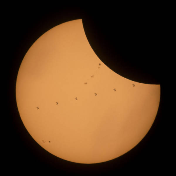 If You Missed The Solar Eclipse – You Definitely Have To Catch Up On It!
