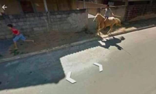 Google Street View Always Finds Something Bizarre On Those Streets