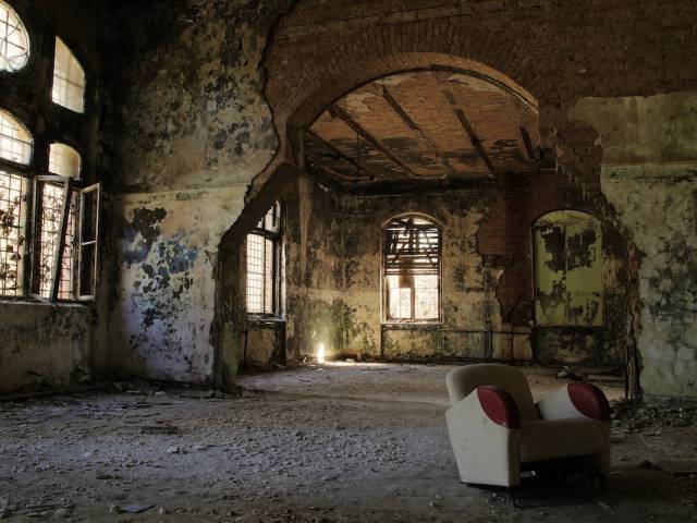 Abandoned Buildings Are Both Creepy And Majestic Places