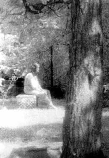 Ghost Photos Are Creepy, No Matter If You Believe In Them Or Not