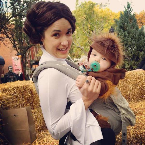 Baby Carriers Are Getting Pretty Stylish For Halloween