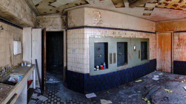Movie Sets Get Abandoned Forever After The Filming Is Done, And They Just Wait For You To See Them