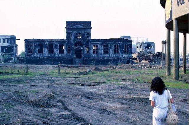 Movie Sets Get Abandoned Forever After The Filming Is Done, And They Just Wait For You To See Them