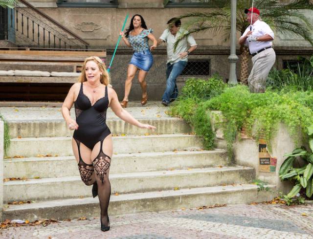 This Lingerie Woman Wasn’t Faster Than The Internet Photoshop Masters