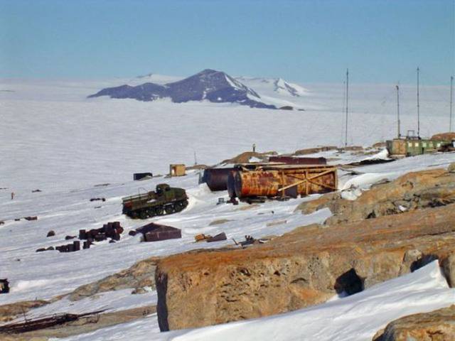 There’s Tons Of Abandoned Stations In Antarctica