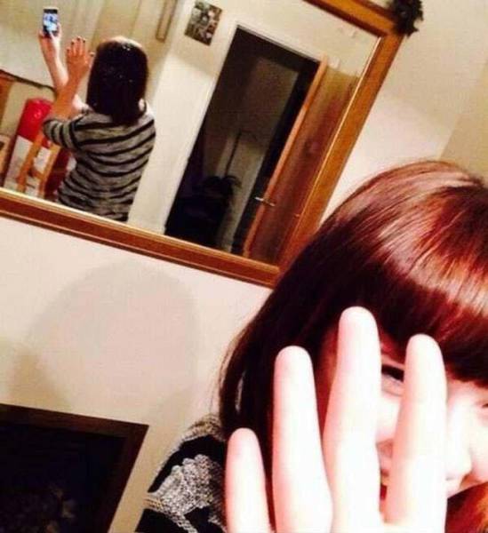 The Absolutely Worst And Best Selfies Out There