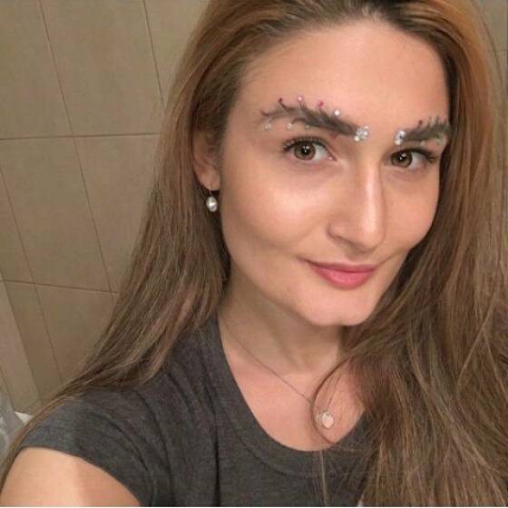 Christmas Has Even Reached People’s Eyebrows!