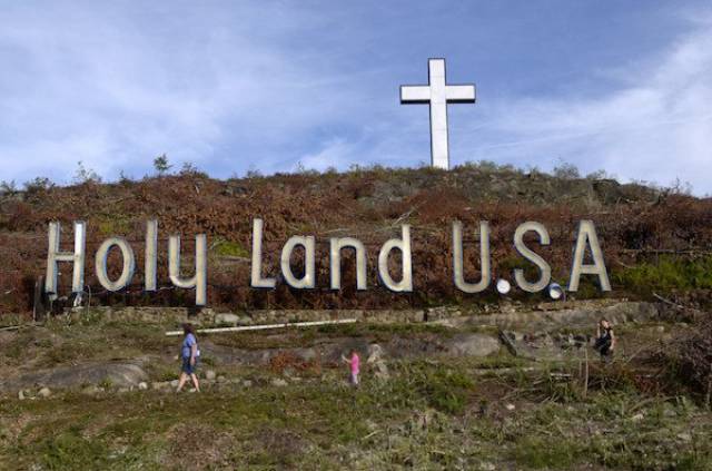 US Is Full Of Scary Abandoned Amusement Parks…